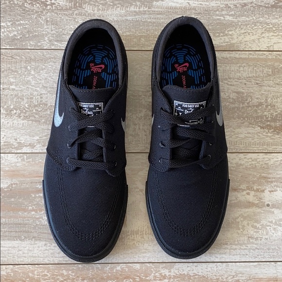 NWT Nike ID custom Stefan Janoski SB black - Picture 2 of 9